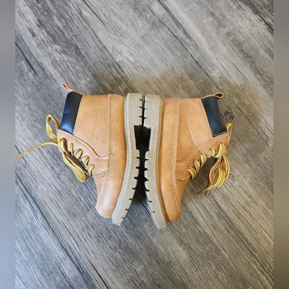 Carter's Trail Work Boots